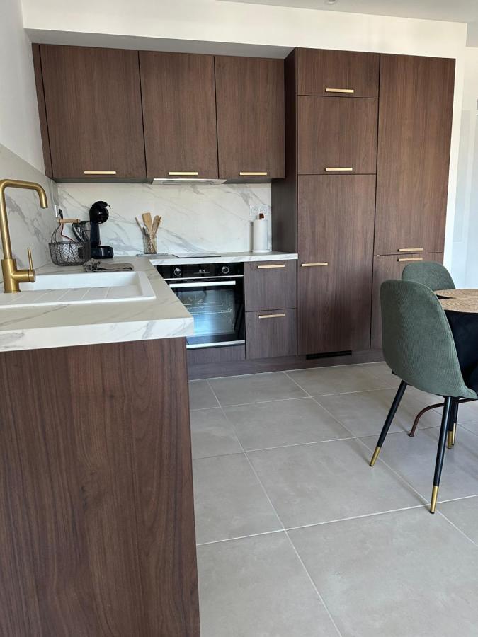 Appartement Neuf Contemporain Lourdes Extérieur photo